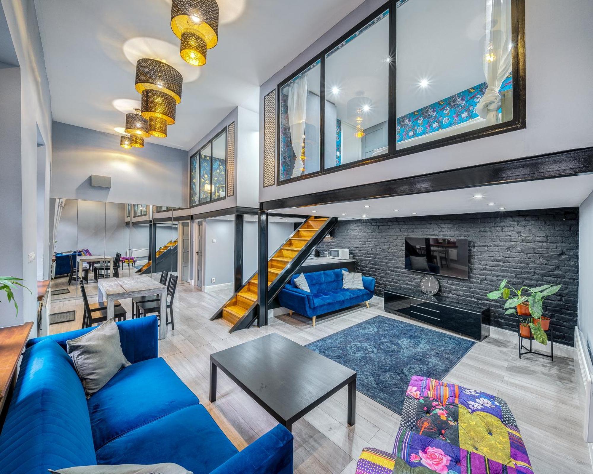 Azure Oasis In The Heart Of The City Boedapest Buitenkant foto